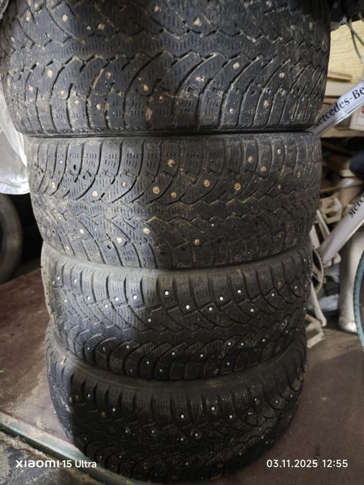 Резина зимняя Formula Ice 215/50/17