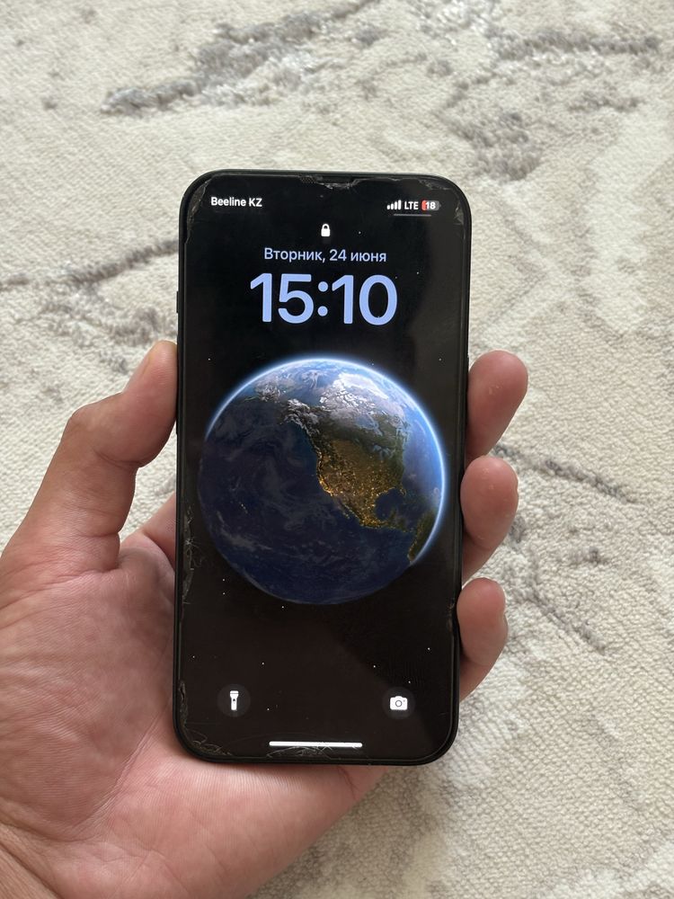 iPhone 13