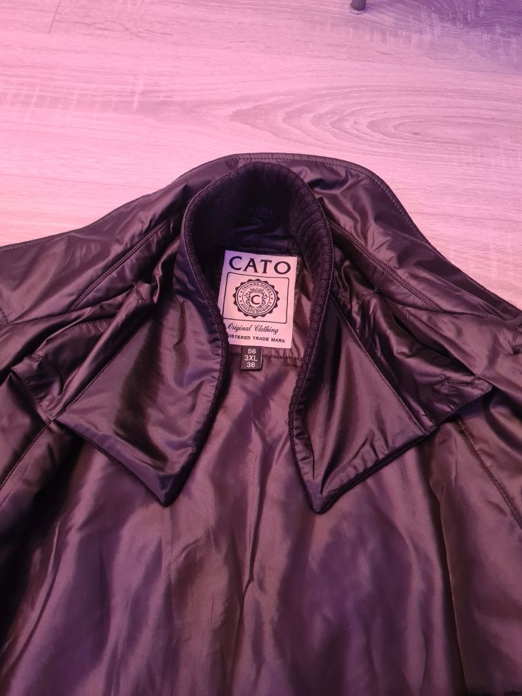 Vând geaca bărbați XL CATO.
