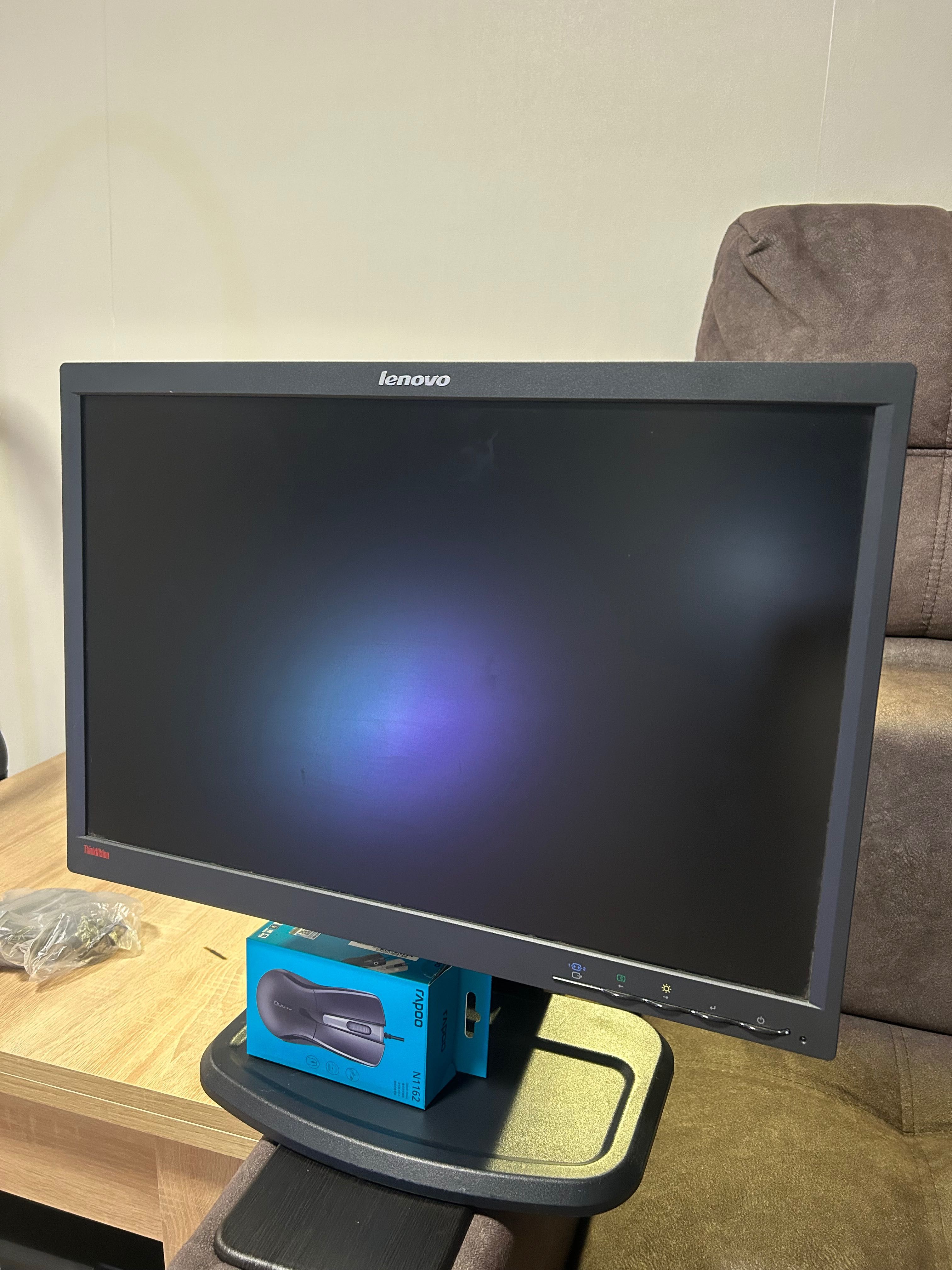 Монитор от пк lenovo