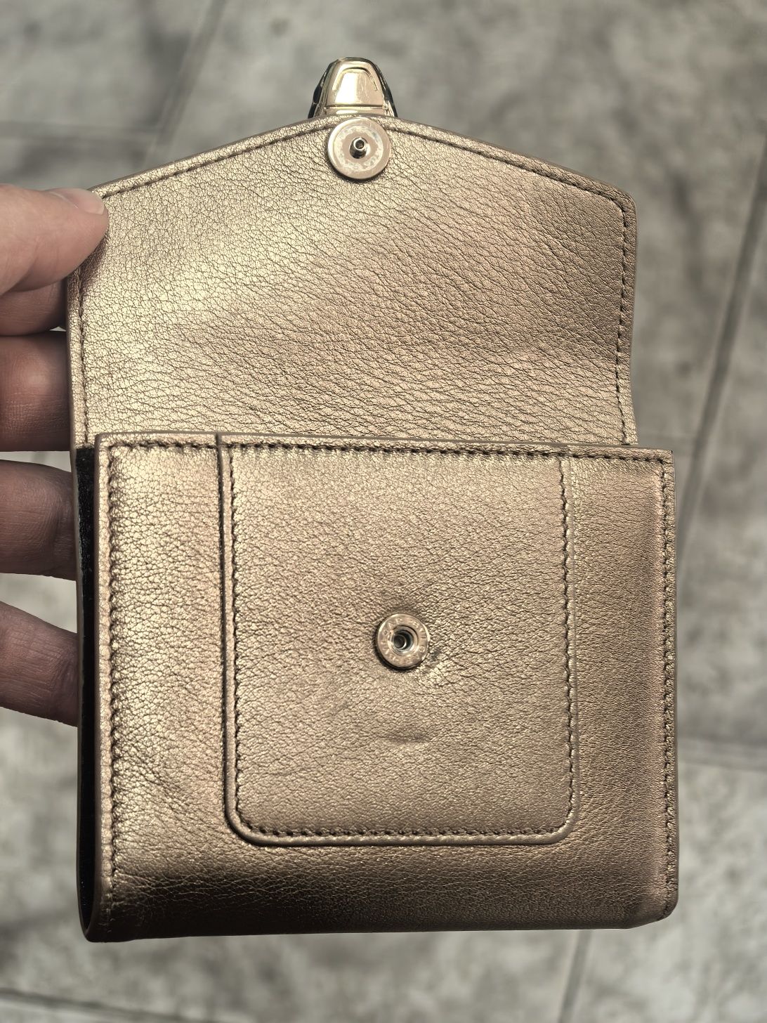 Дамско портмоне Bvlgari Serpenti Trifold Light Gold
