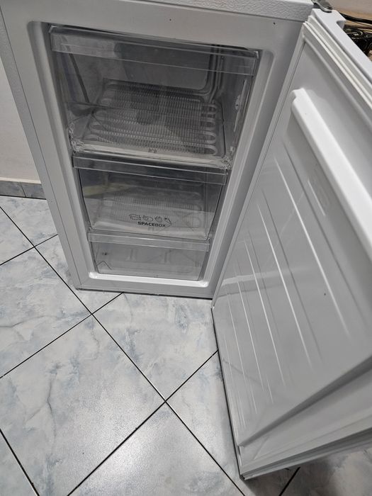 Congelator cu 3 sertare