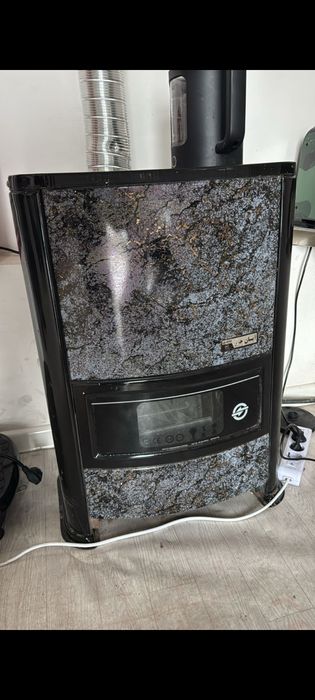 Продам газовый печь иран.