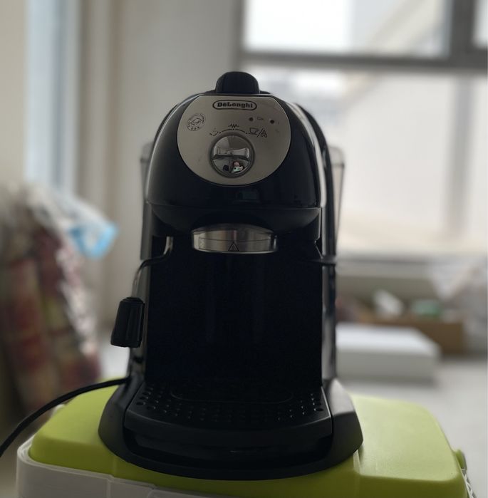 Кафе машина delonghi