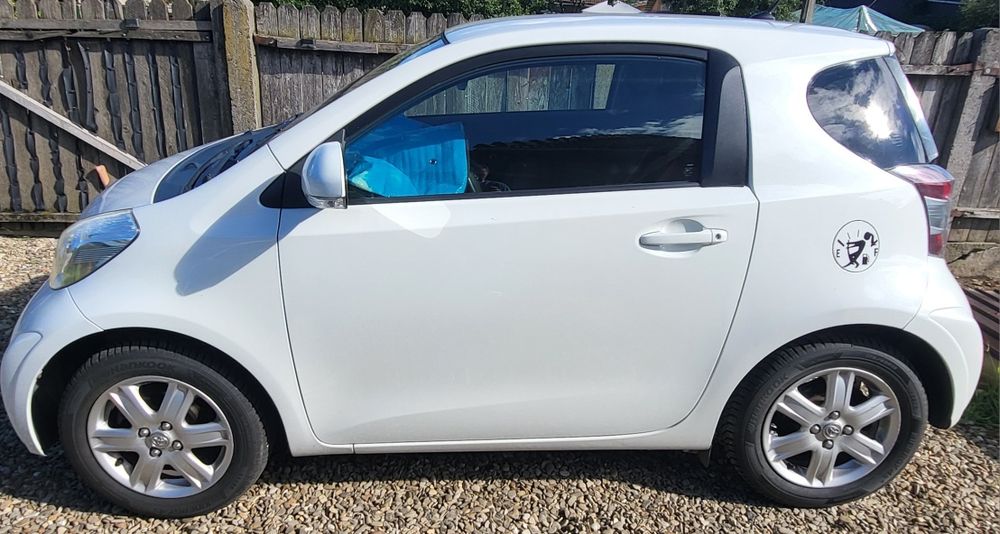 Toyota IQ Benzina 1.0 CVT