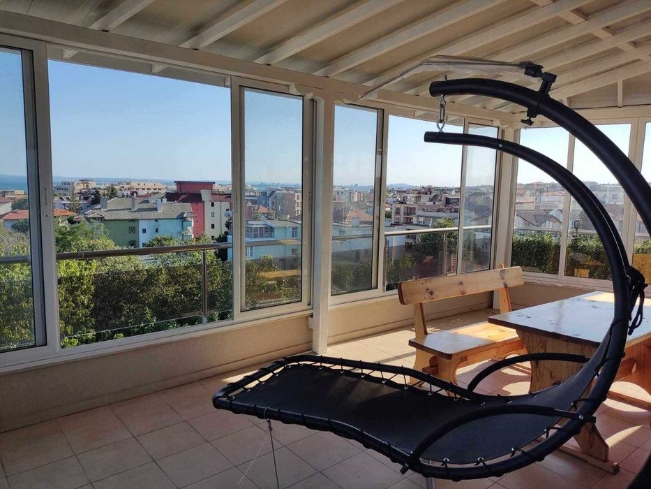 Дава се под наем Многостаен апартамент в Бургас, Сарафово - 240 кв.м за 750 € - Снимка #1