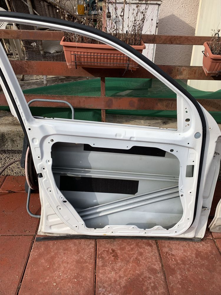 Леви Врати ML w166