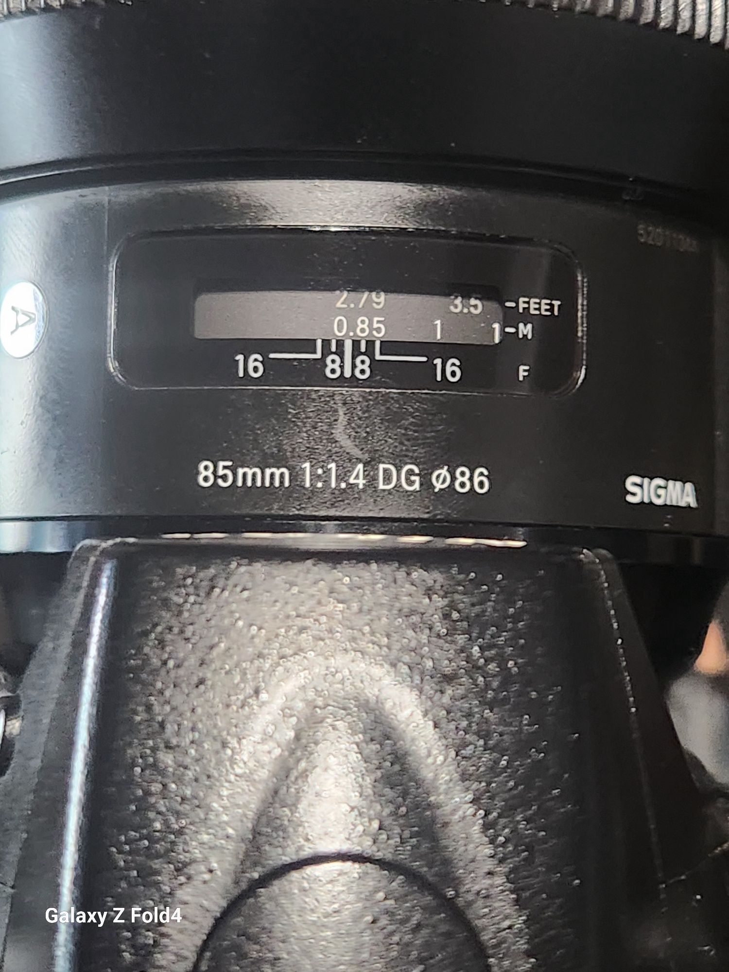 Nikon D700 cu grip și obiectiv Sigma Art 85mm 1.4 sau schimb cu Sony