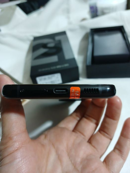 Galaxy S21Ultra 5J sotiladi