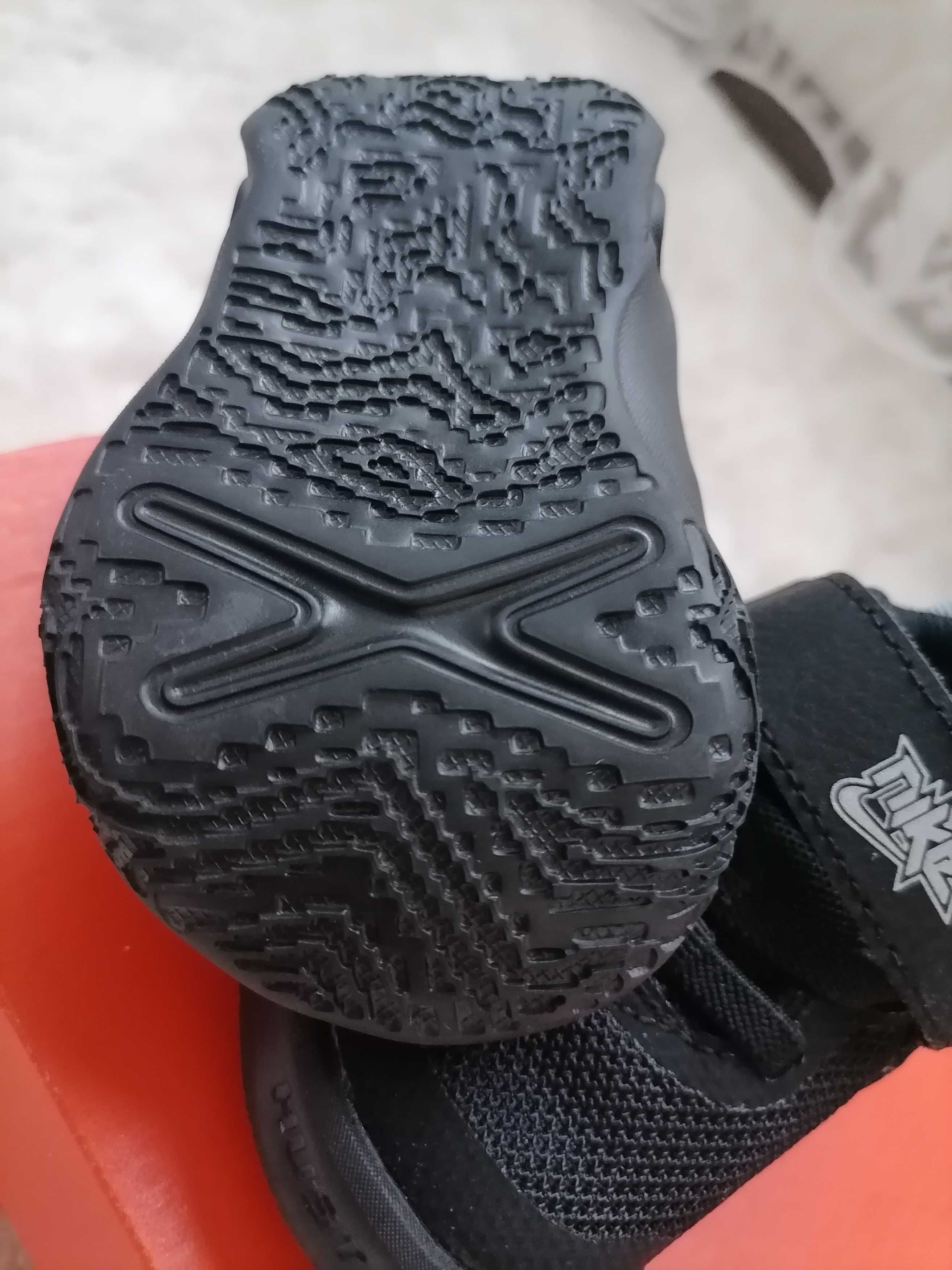 Бебешки маратонки Nike Team Hustle D, нови