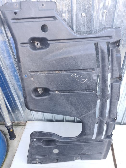 Carenaj dreapta fata,scut motor Bmw seria 3, f30