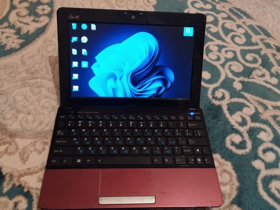 Нетбук Асус в хорошем состоянии