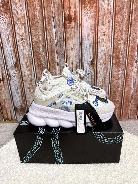 36-41 Versace Chain Reaction Flower