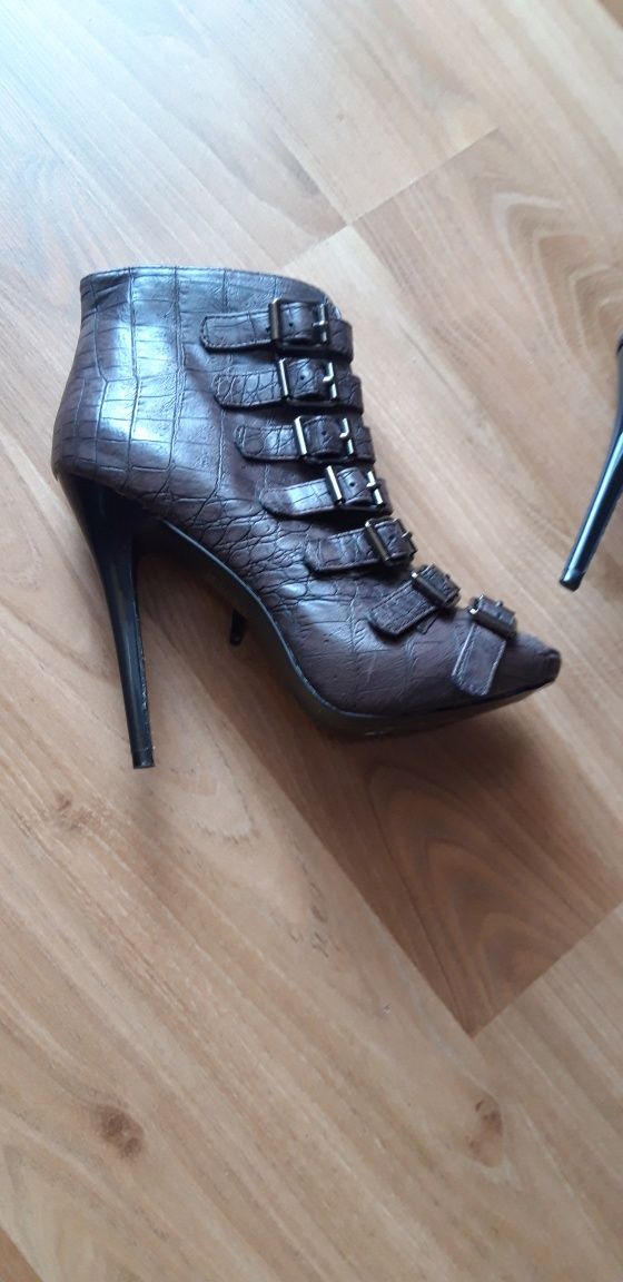 Botine elegante superbe