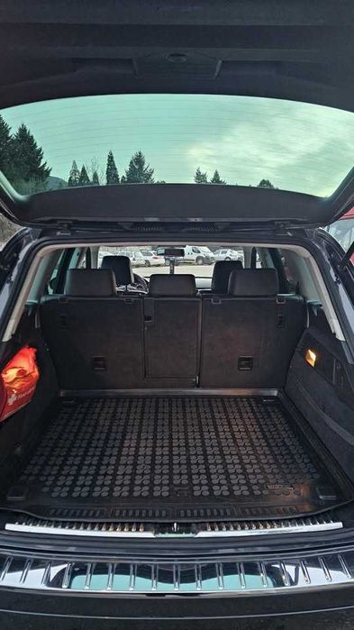 Гумена стелка за багажник съвместима с VW Touareg II (2010-2018)