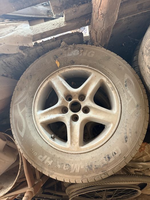 Диски r16 Литые оригинал.