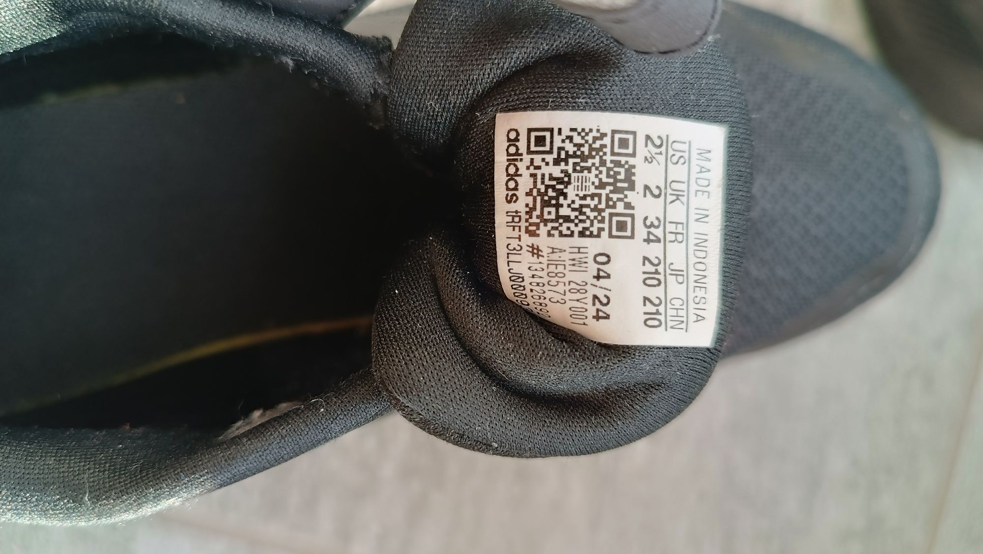 ADIDAS Детски маратонки 34 номер