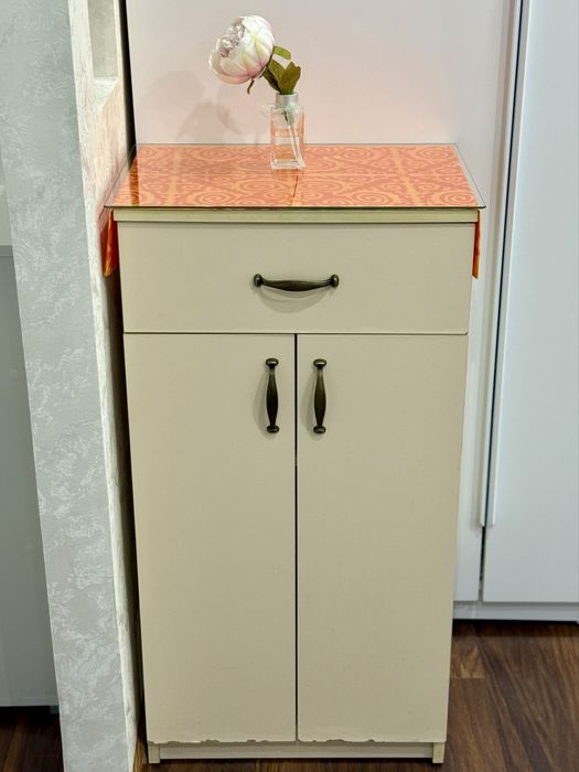 Продам тумбочку для ванны, недорого!