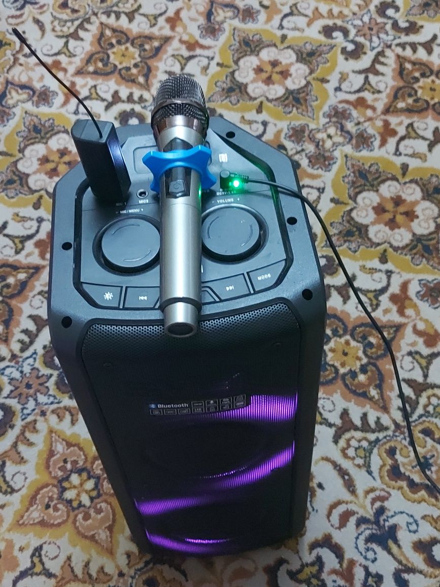 Продам портативную колонку PS 710
