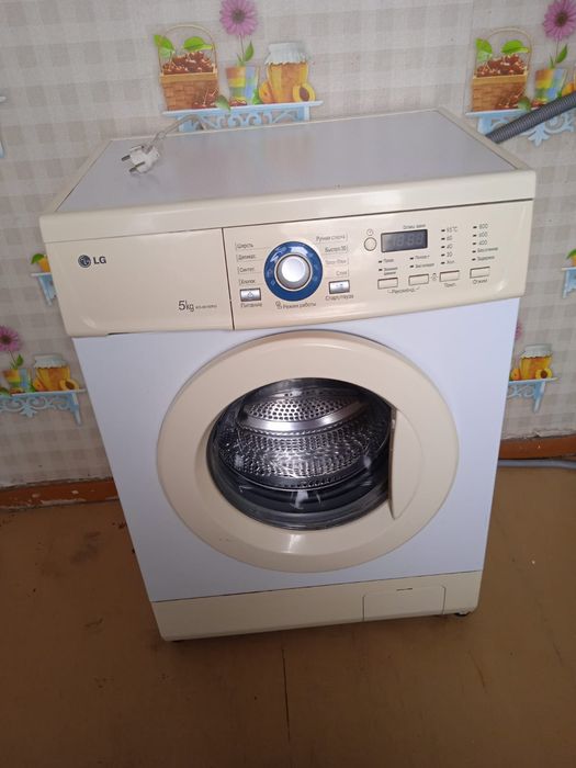 Продам стиральную машинку