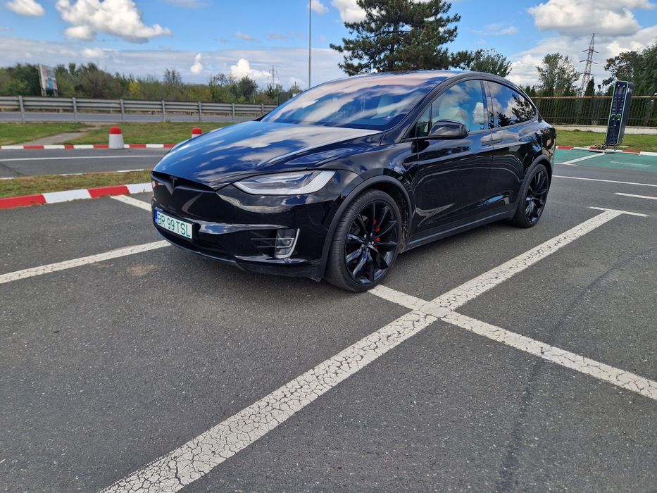 Tesla Model X P100D