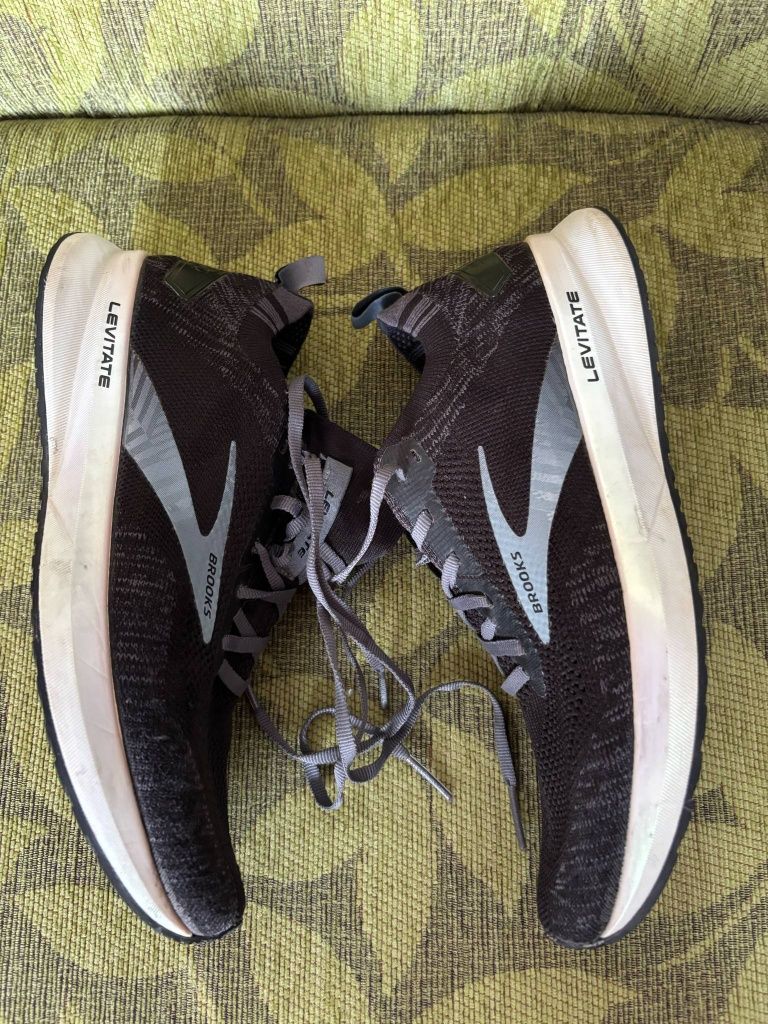 Мъжки маратонки  Brooks levitate 4.