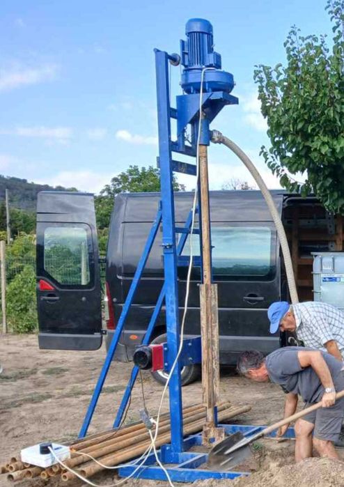 Mașină de forat puțuri de apă