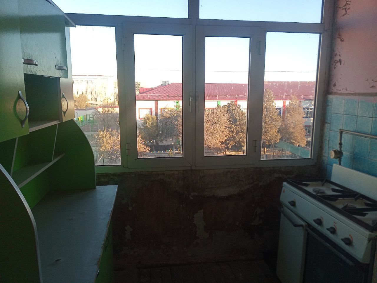 Продаётся 4х комнатная квартира. Недорого!