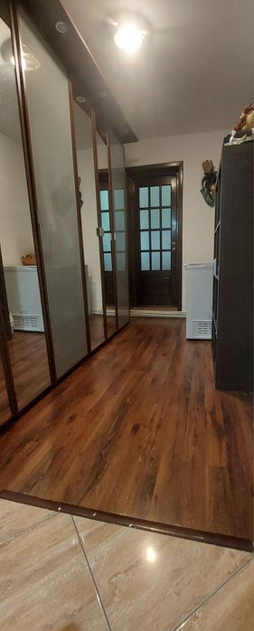 Direct proprietar:Apartament cu 2 camere de închiriat zona Precista B