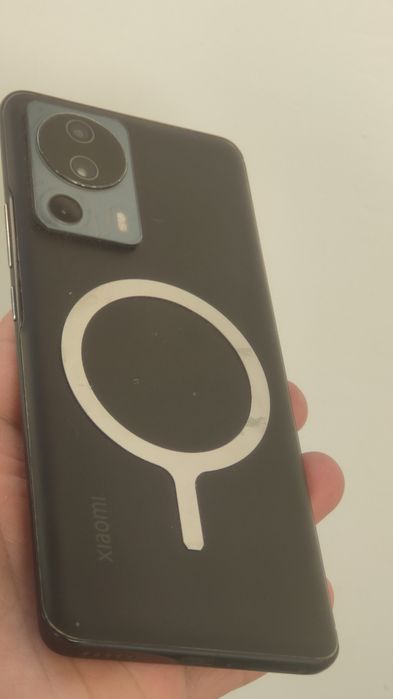 Xiaomi 13 lite 5G holati yaxshi