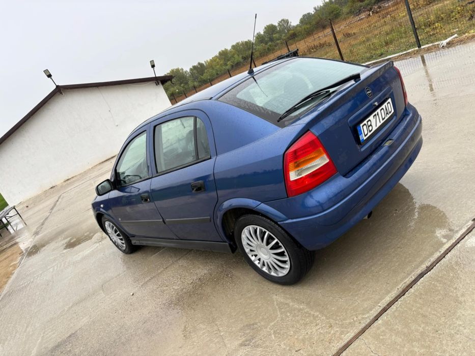 Vând Opel Astra G