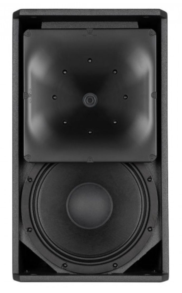 Продават се RCF NX 932a