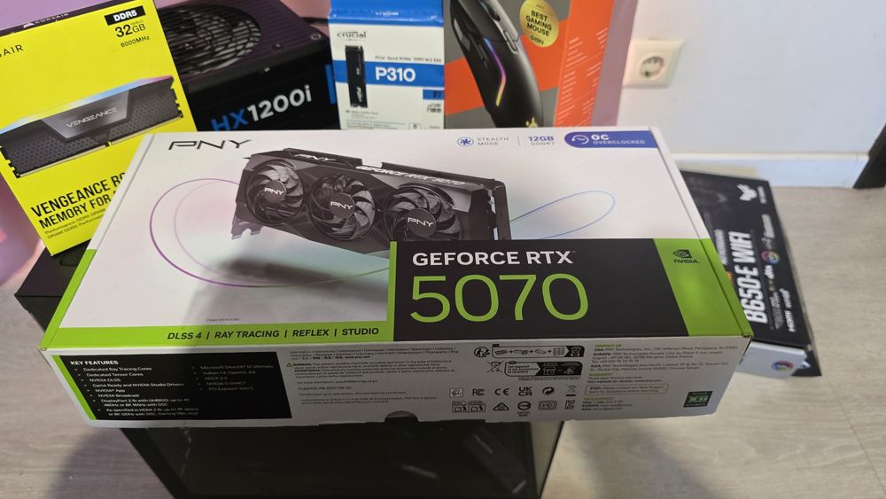 Vand/schimb Rtx 5070 12gb PNY OC