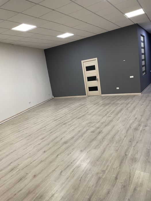 Аренда! Под офис 100м2. Ориентир Метро космонавтов / МВД