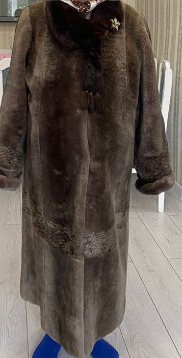 Шуба мутоновая в отличном состоянии