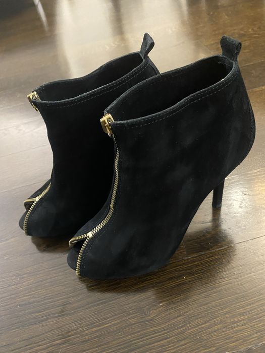 Botine elegante cu toc din piele intoarsa 37