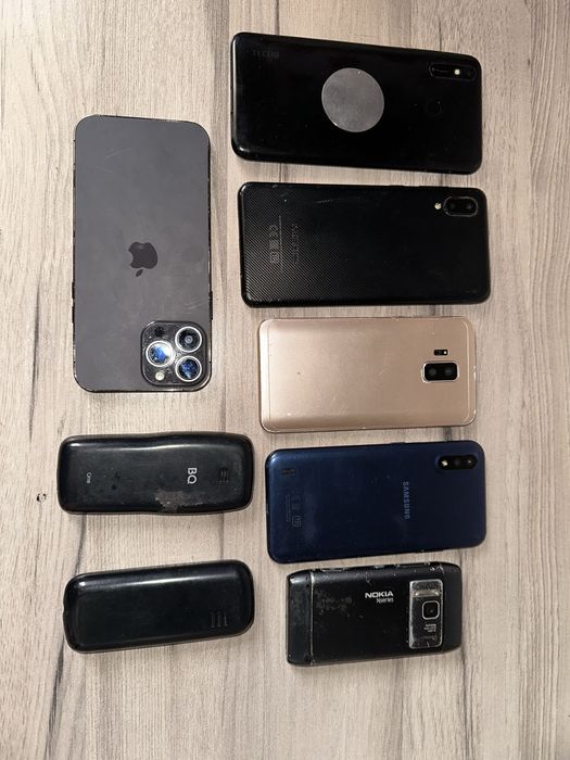 Телефоны на запчасть