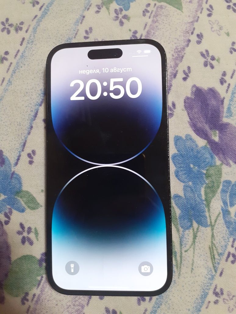 Телефон iPhone 14 Pro