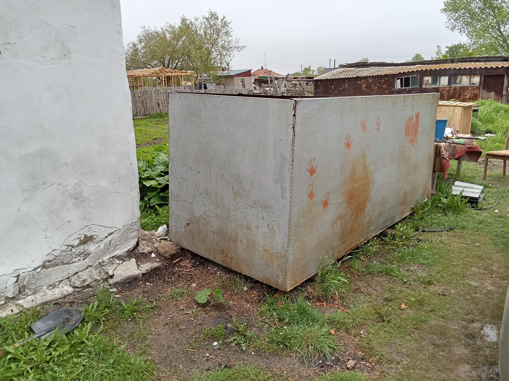 Продам чан 4 кубовыи