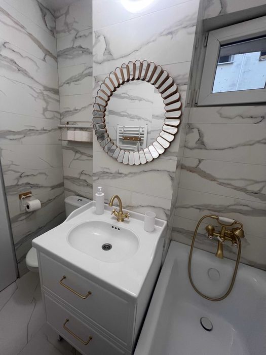 Inchiriez aprtament in regim hotelier 3 camere