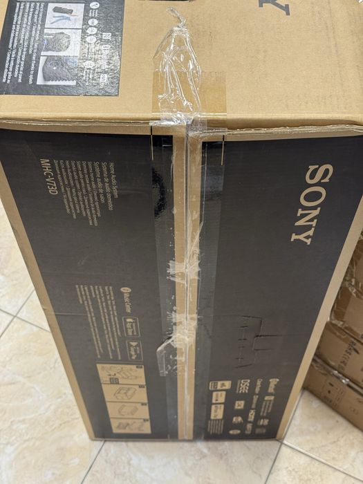 Продавам нова аудио система Sony MHC-V73D