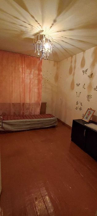 Продается (сотилади) 3х ком кв,на 4 этаже.по ул.Али-кушчи,ор Нихол