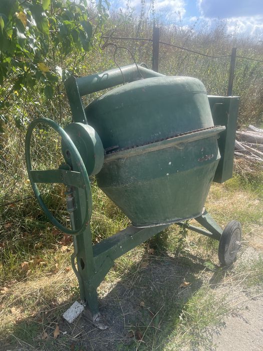 Betonieră 350l motor nou