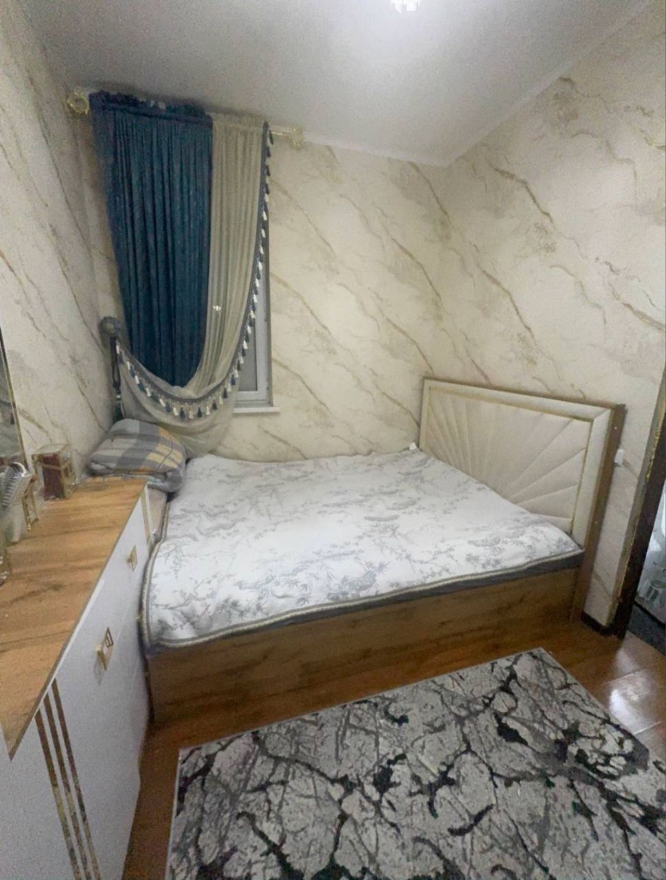 Срочно продаётся 2 комнатная квартира