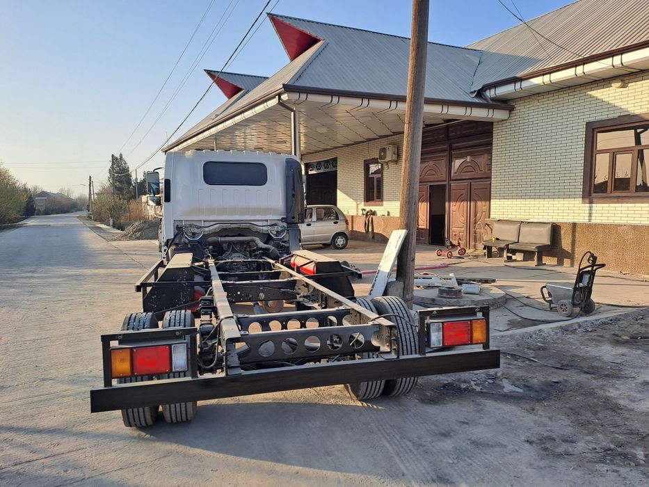 Isuzi aftobiz yig'lgan yil2011