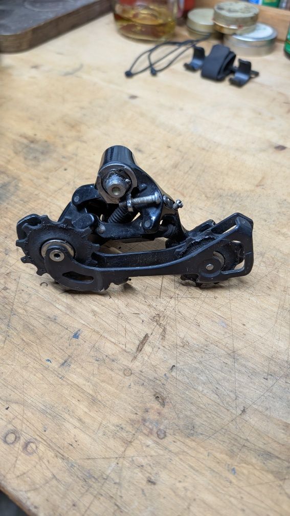 Заден дерайльор Shimano 105 medium