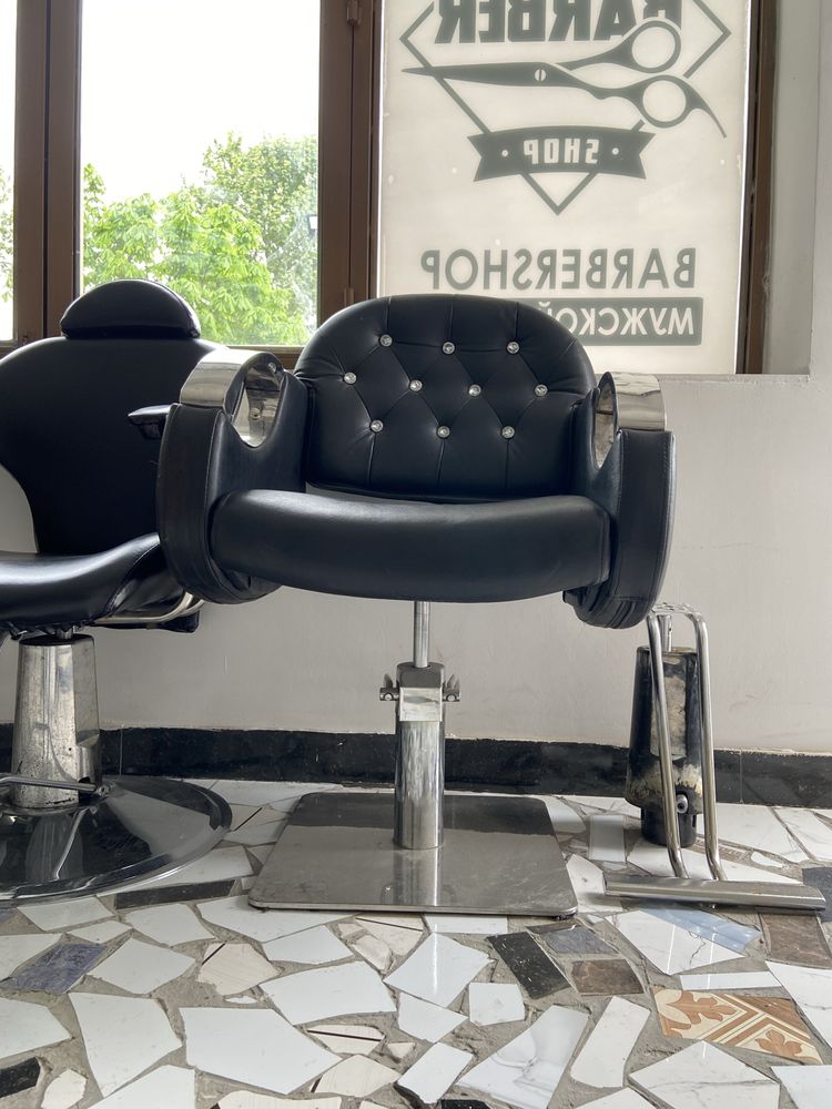 Barber Kreslo  Barber shop teleshka sotiladi yangi holati alo