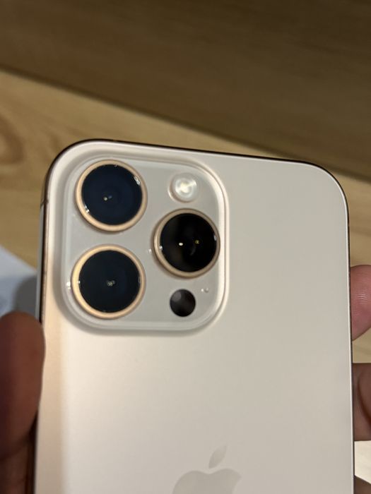 Iphone 16 Pro Max/ 256GB / Desert Titanium