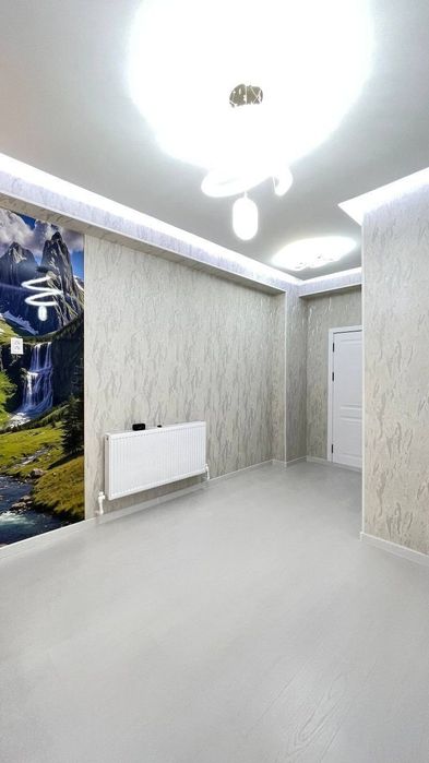 Dinamo bozorcha tomonda 2 xonalik uy sotiladi