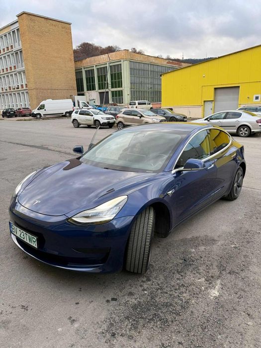 Tesla Model 3 SR+ 2019 • 133.000 km • garanție • 2 seturi anvelope